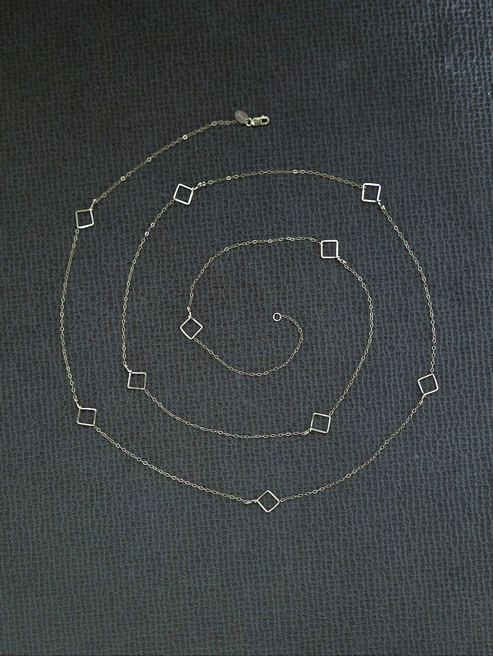imi Long Gold💛 Necklace with Stationary Open Rhombuses - NWOT